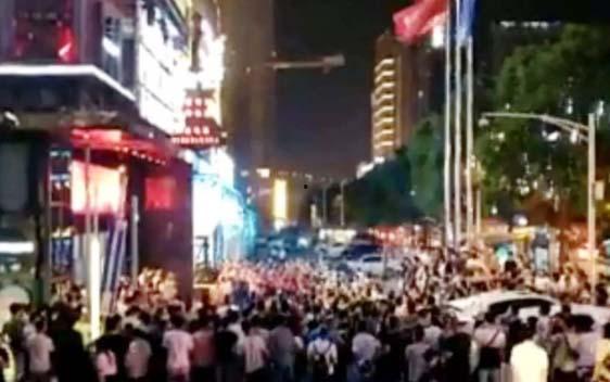 长沙酒吧最新吃瓜事件视频,揭秘现场惊人一幕