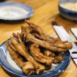 猫咪吃卤鸡瓜好吗视频,美味还是禁忌？