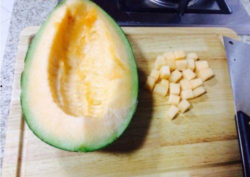 穷人吃哈密瓜的视频