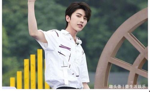 奔跑吧蔡徐坤吃瓜视频,揭秘明星幕后趣事